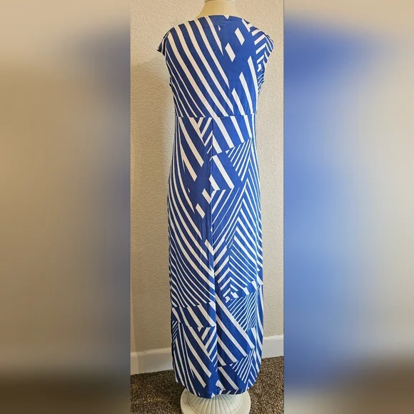 TRAVELERS by CHICO'S Stretch Resort Side slit Maxi Dress Blue White Size 0/small - Picture 8 of 11